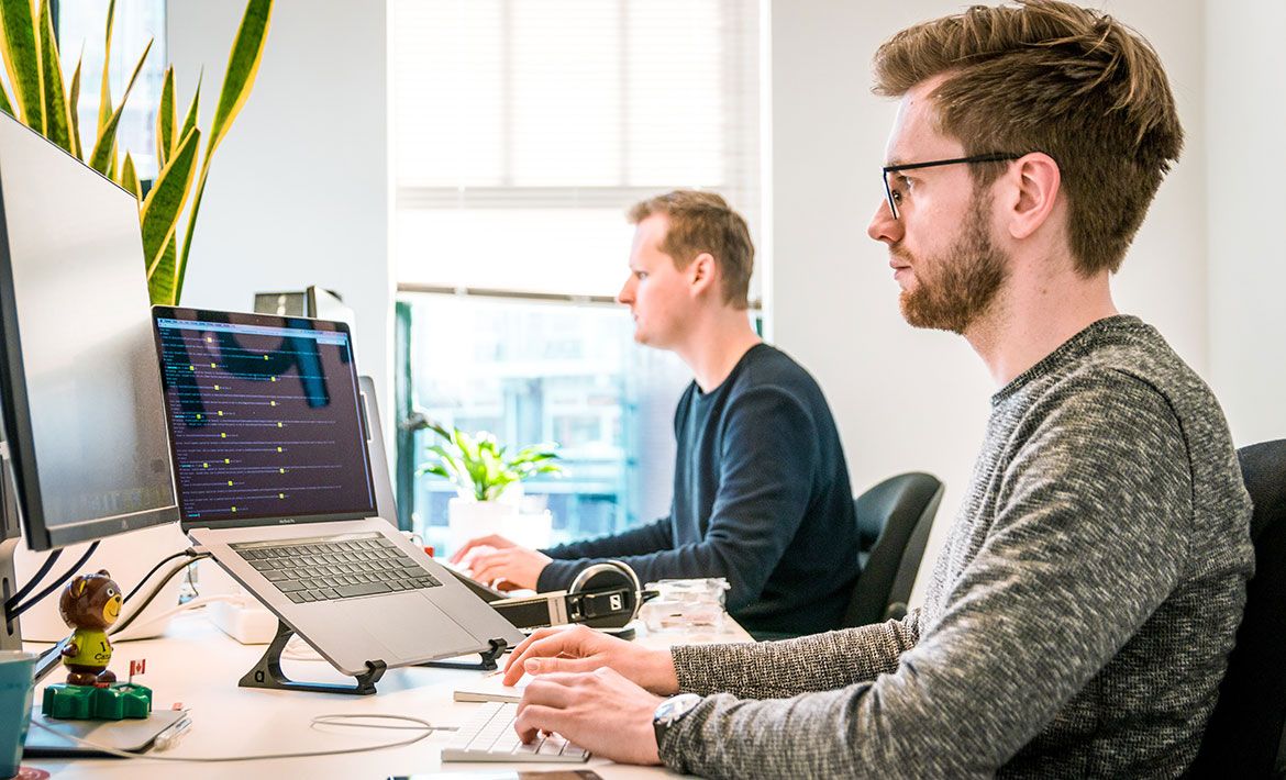 What is the best CRM software for small business in 2024? 8 best CRM for small business, pros, cons, and features