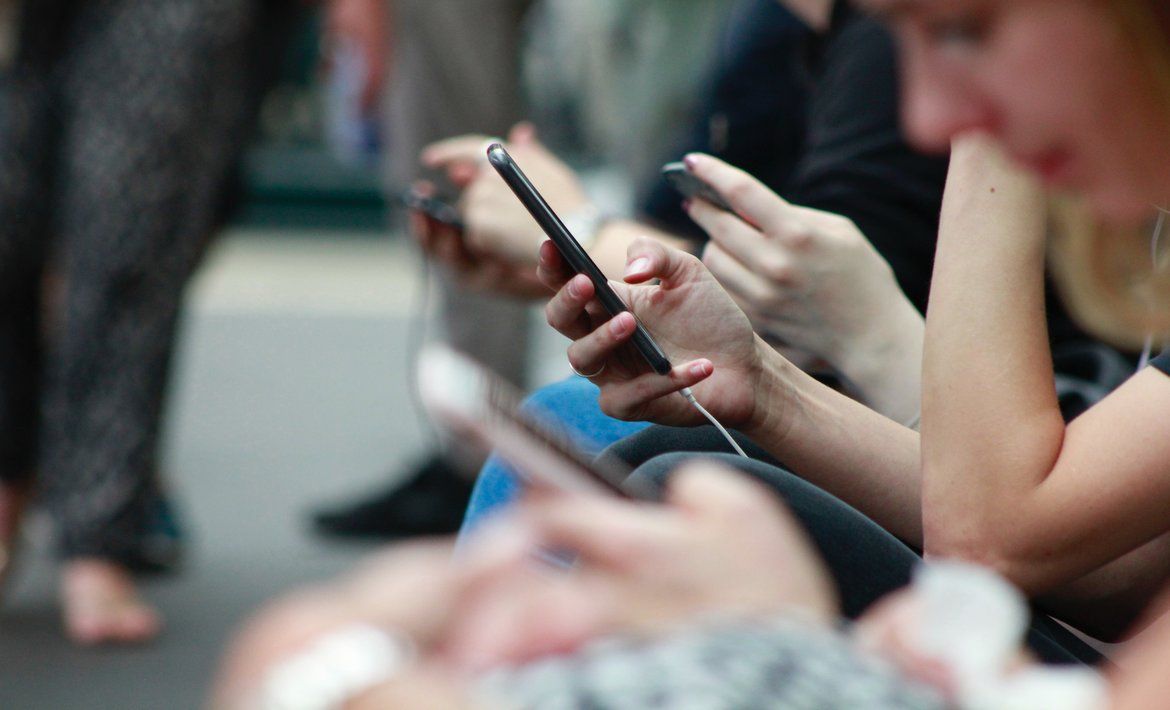 How businesses are improving sales and customer support with live chat